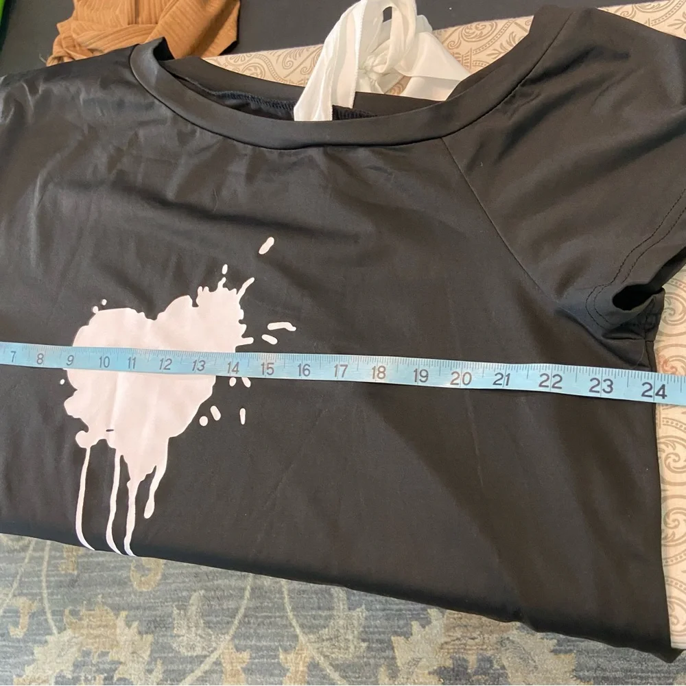 3/$12 Shein Curve Heart Splatter Off One Shoulder Bow Tie Tee T-Shirt Blouse Top - Picture 4 of 12